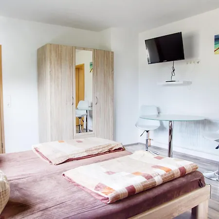 Haff-ostseeferienhausapartment Erdgeschoss Szálloda Mönkebude